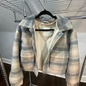 Abercrombie & Fitch Plaid Cropped Jacket